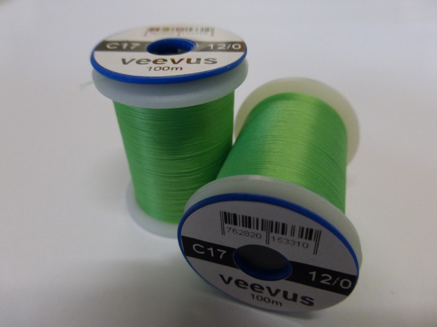Veevus 12/0 Fluo Green C17